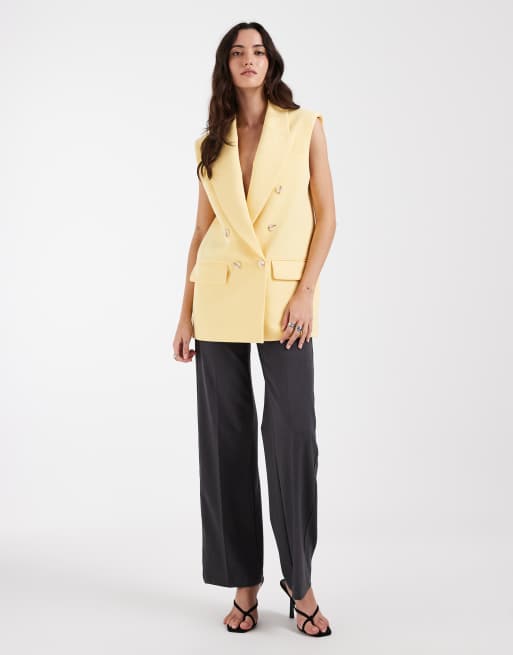 ASOS DESIGN - Elegante mouwloze double breasted blazer met schoudervullingen in lichtgeel, 2 van 4