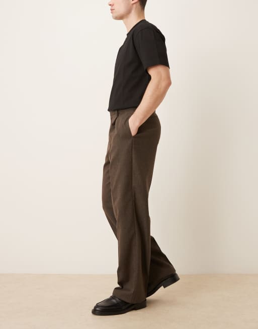 ASOS DESIGN - Elegante og plisserede brune bukser med brede ben og sildebensmønster i uldblanding, 3 af 5