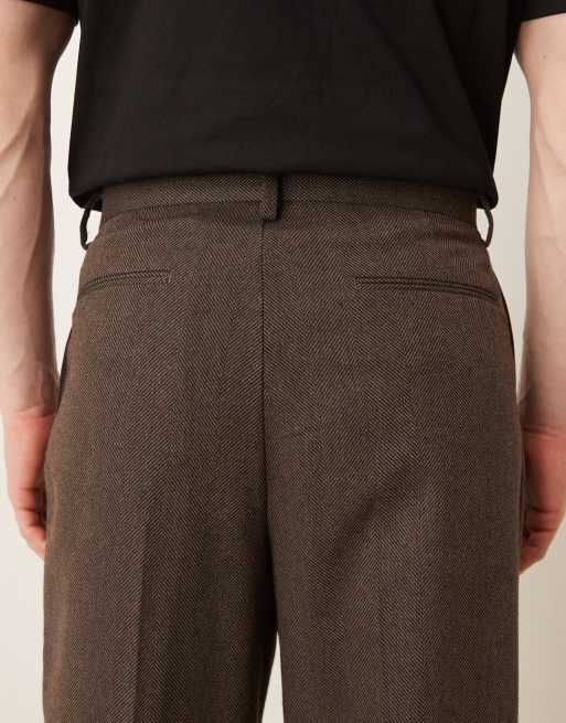 ASOS DESIGN - Elegante og plisserede brune bukser med brede ben og sildebensmønster i uldblanding, 4 af 5