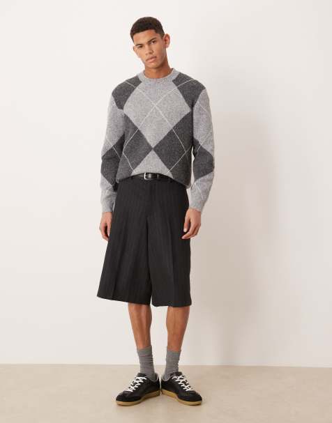 ASOS DESIGN – Elegante Oversize-Bermudashorts aus Wolle in Anthrazit mit Nadelstreifen - view 1