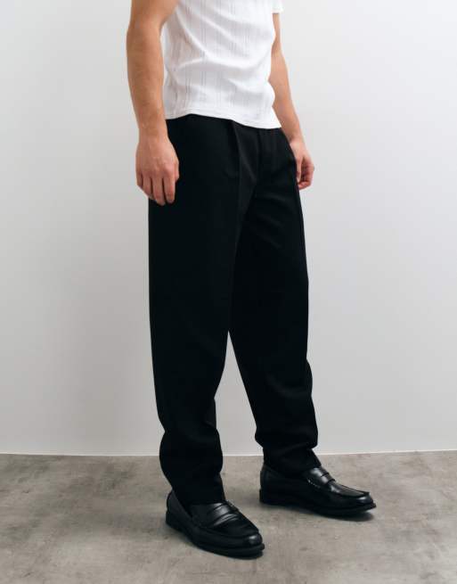 ASOS DESIGN – Elegante Oversize-Hose in Schwarz mit schmal zulaufendem Bein und Bügelfalten, 2 von 5