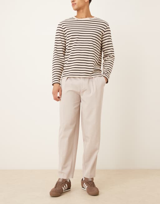 ASOS DESIGN - Elegante oversized toelopende broek van keperstof in stone, 2 van 5