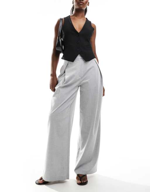 ASOS DESIGN - Elegante pantalon met wijde pijpen, omslag en plooien in grijs