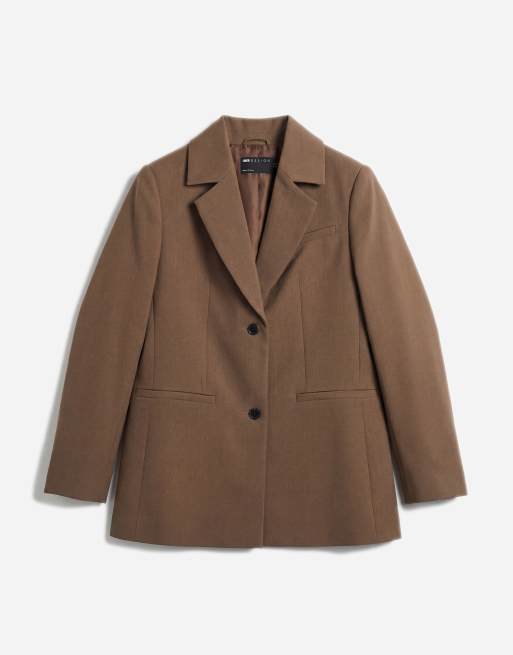 ASOS DESIGN - Elegante ruimvallende blazer met lange pasvorm in lichtbruin, 5 van 7
