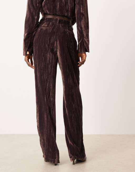 ASOS DESIGN – Elegante Samthose in Schokobraun mit hohem Bund und geradem Bein, Kombiteil, 4 von 5