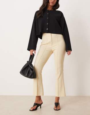 ASOS DESIGN - Elegante Schlaghose in Zitronengelb