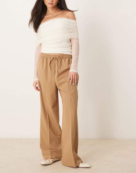 ASOS DESIGN – Elegante Schlupfhose in Kamelbraun - view 1