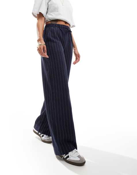 ASOS DESIGN – Elegante Schlupfhose in Marineblau mit Streifen - view 1