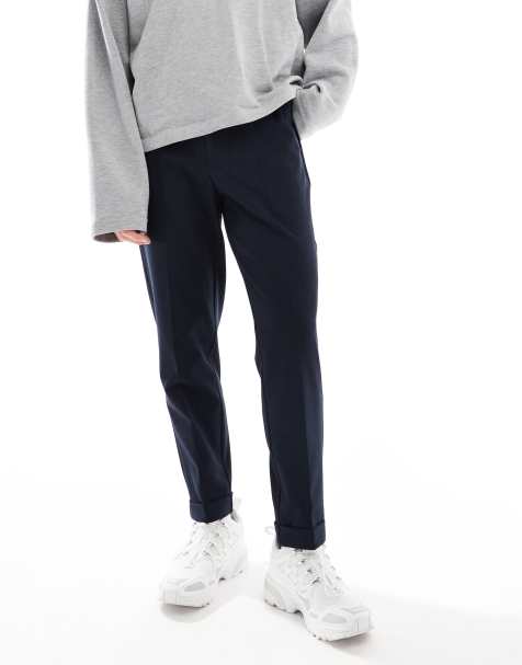 ASOS DESIGN – Elegante, schmal zulaufende Chinohose in Marineblau mit halb-elastischem Bund - view 1