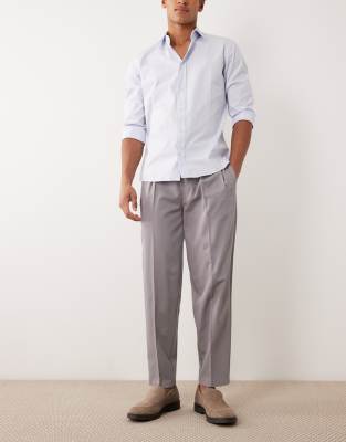 Elegante, schmal zulaufende Oversize-Hose aus Twill in Grau mit Bügelfalte Grau 48 Long