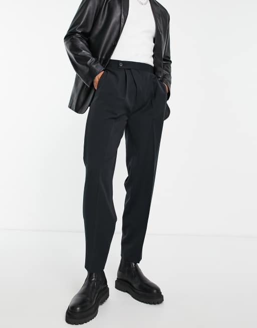 ASOS DESIGN – Elegante, schmal zulaufende Oversize-Hose in Schwarz mit Reißverschlussdetail