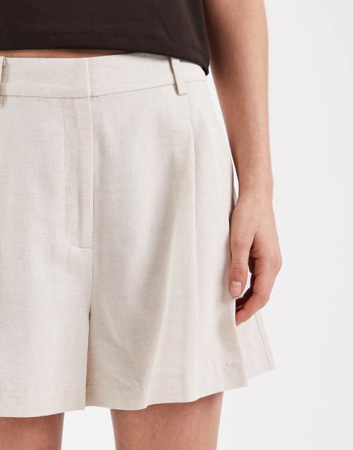 ASOS DESIGN – Elegante Shorts in Beige mit Leinenanteil und A-Linien-Schnitt , 3 von 5