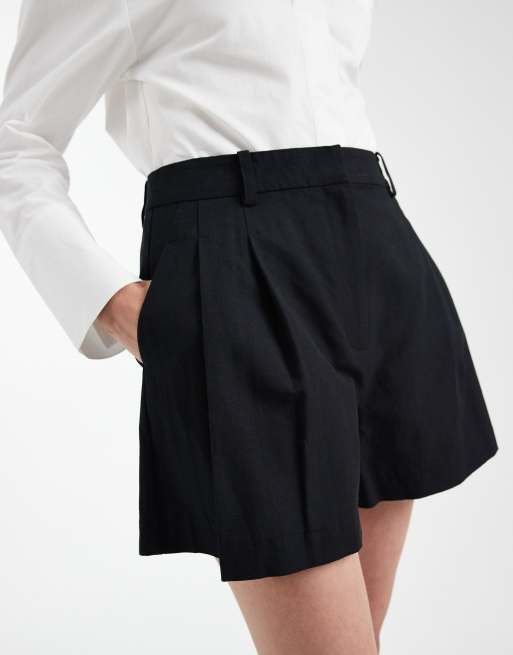 ASOS DESIGN – Elegante Shorts in Schwarz mit Leinenanteil und A-Linien-Schnitt , 3 von 5