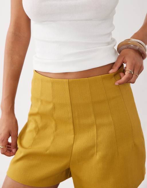 ASOS DESIGN - Elegante shorts met korsettaille in okergeel, 3 van 5