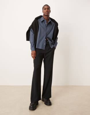 ASOS DESIGN - Elegante sorte bukser med brede ben med svaj og bælte - view 1