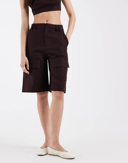 ASOS DESIGN – Elegante Utility-Bermudashorts in Schokopflaume, Kombiteil, 2 von 5