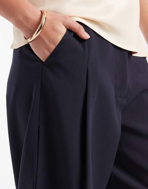 ASOS DESIGN – Elegante, voluminöse Ballonhose in Marineblau mit seitlichen Falten, 5 von 5