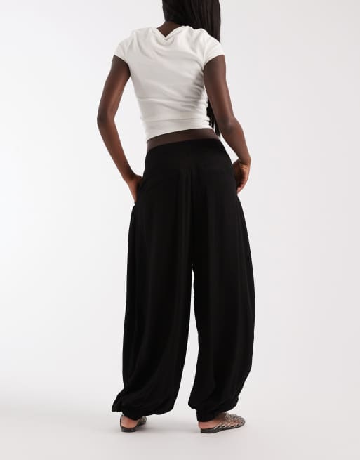 ASOS DESIGN – Elegante weiche Ballonhose in Schwarz, 3 von 5
