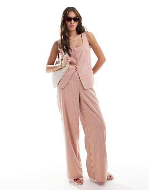 ASOS DESIGN – Elegante Weste und Dad-Hose in Rosa mit weitem Bein und gebürsteten Streifen als Set