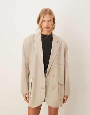 ASOS DESIGN - Eleganter, schlichter Oversize-Blazer in Steinbeige mit Utility-Tasche und Kordelzug in der Taille-Neutral