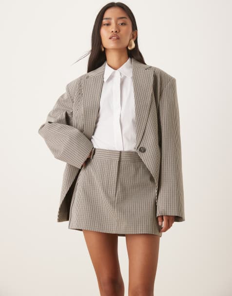 ASOS DESIGN – Eleganter, superkurzer Minirock mit Karomuster, Kombiteil - view 1
