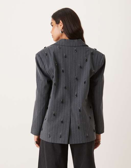 ASOS DESIGN – Eleganter, verzierter Oversize-Blazer in Grau mit Nadelstreifen, 3 von 4