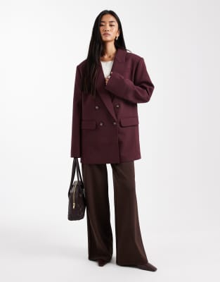 ASOS DESIGN - Eleganter, zweireihiger Blazer in Pflaume mit stark betonter Schulterpartie-Lila