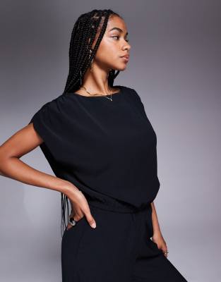 ASOS DESIGN - Elegantes, hochgeschlossenes Oberteil in Schwarz mit Knitterstruktur, Kombiteil