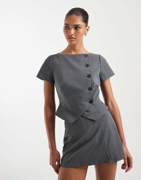 ASOS DESIGN – Elegantes Oberteil in Grau mit gewickelter Vorderseite - view 1