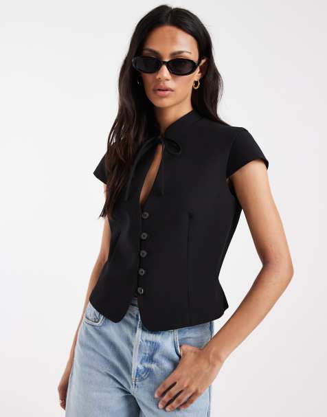 ASOS DESIGN – Elegantes Oberteil mit Schlüssellochausschnitt und Mandarinkragen - view 1