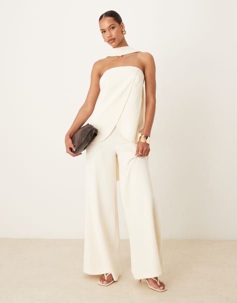 ASOS DESIGN – Elegantes Set in Buttermilch mit trägerlosem Oberteil mit Schaldetail und Palazzo-Hose - view 1