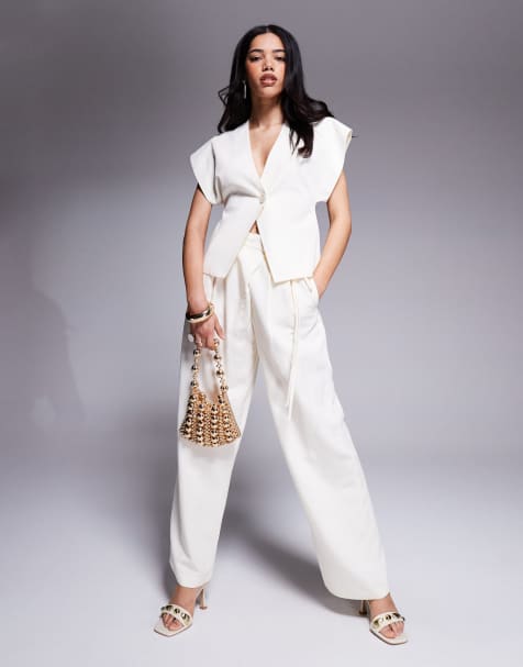 ASOS DESIGN - Elfenbensfarvet sæt med bukser og skræddersyet slå om-top med bindebånd i hørmateriale - view 1