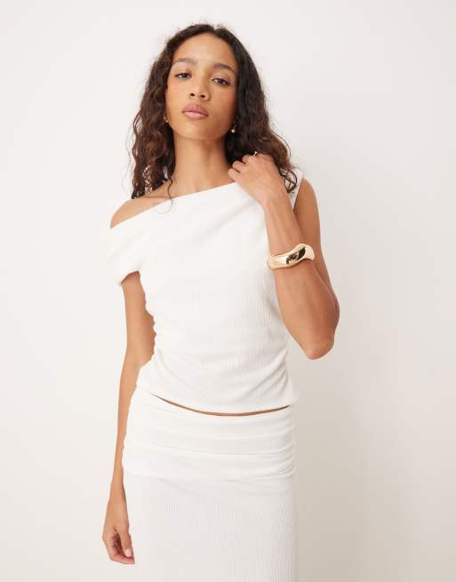 ASOS DESIGN - Elfenbenshvid asymmetrisk top i tekstureret ribstrik - Del af sæt