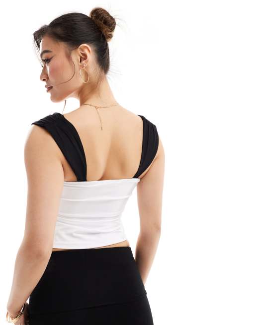ASOS DESIGN - Elfenbenshvid cami-top med rynker og kontrasterende design ved brystet, 4 af 4