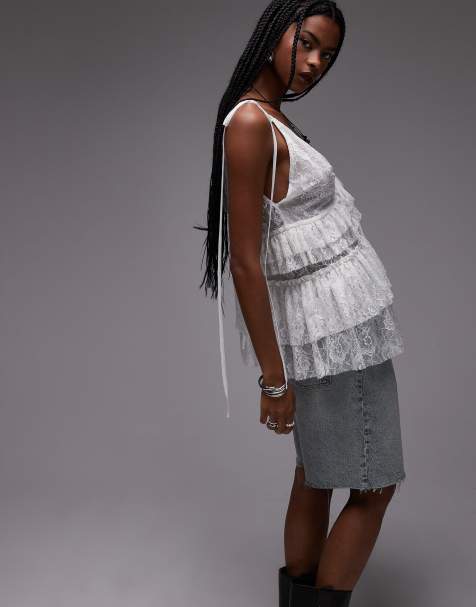 ASOS DESIGN - Elfenbenshvid longline-top med blondeflæser - view 1