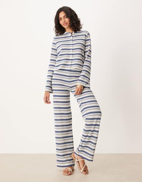 ASOS DESIGN - Elfenbenshvide og blå bukser med sammensyede paneler og striber - Del af sæt - view 1