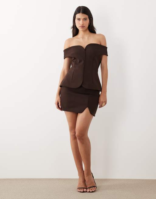 ASOS DESIGN – Elfenbensvit, figursydd topp med bara axlar, del av set, 2 av 4