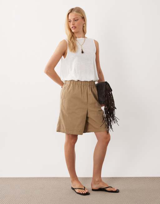 ASOS DESIGN – Elfenbensvit, skir, slubvävd topp med ballongfåll och drapering baktill, 3 av 4