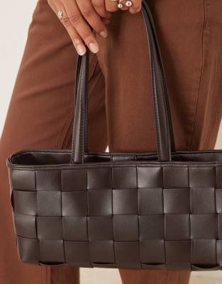 ASOS DESIGN ASOS DESIGN elongated weave tote bag in chocolate-Black