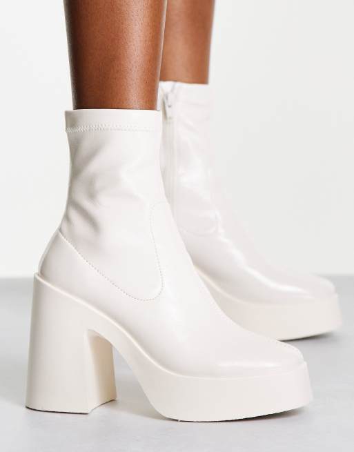 ASOS DESIGN - Elsie - Sock boots met hoge hakken in wit lakleer, 2 van 4