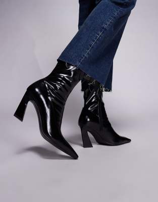 ASOS DESIGN - Ember - Ankle-Sock-Boots in Schwarz mit eckiger Spitze