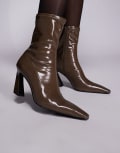 [ASOS DESIGN] ASOS DESIGN Ember chisel toe sock ankle boots in olive-Green 35 Olive