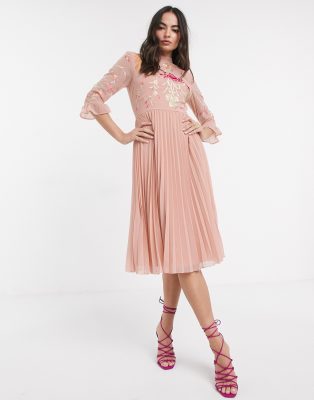 pink fluted sleeve dress