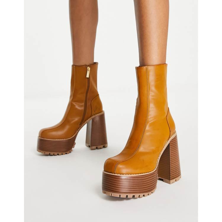 High-heeled Platform Ankle Boots in tan-Brown