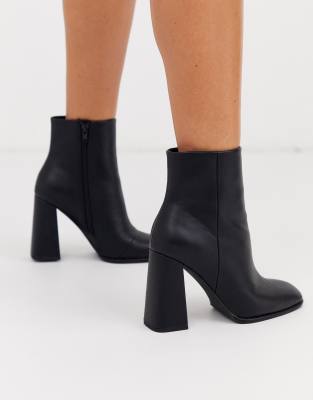 tommy hilfiger black booties