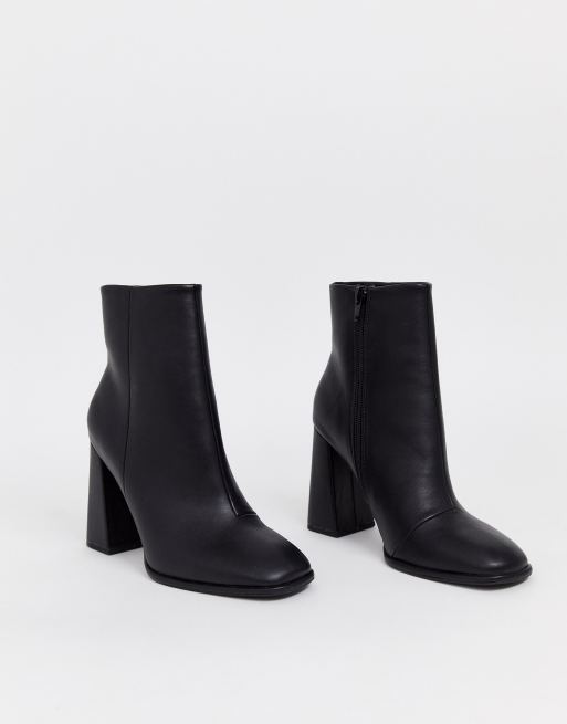 Boots with hotsell heels black