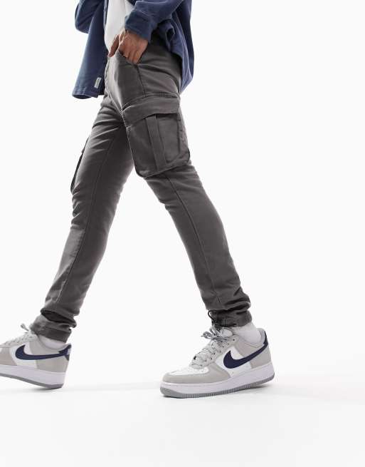 ASOS DESIGN – Eng geschnittene Cargohose aus Leinen mit Waschung, 4 von 4