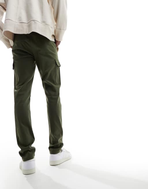 ASOS DESIGN – Eng geschnittene Cargohose in Khaki, 5 von 5