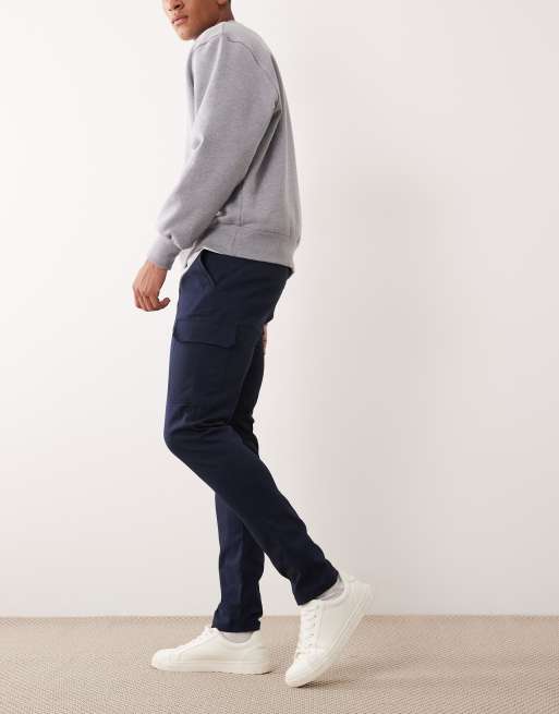 ASOS DESIGN – Eng geschnittene Cargohose in Marineblau, 3 von 5