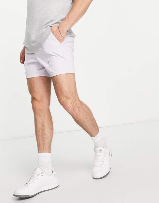 ASOS DESIGN – Eng geschnittene Chino-Shorts in Flieder mit elastischem Bund und Biesen